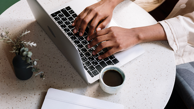 Sem inspiração? 30 ideias para escreverem este mês